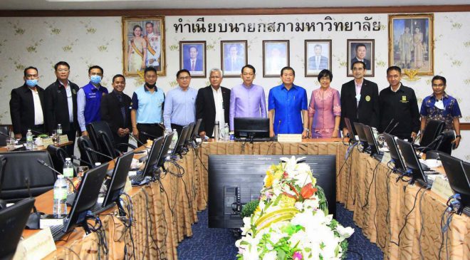 นิพนธ์ นำทีม คกก.ขับเคลื่อนไทยไปด้วยกันจ.สงขลา "ถก" เร่งแก้ปัญหาน้ำท่วมขังเรื้อรังบริเวณม.ราชภัฏสงขลาและห้าแยกน้ำกระจาย