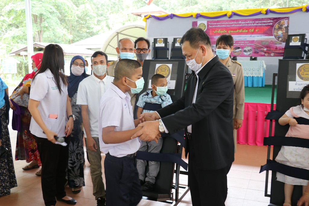 พลเรือตรี สมเกียรติ ผลประยูร เลขาธิการ ศอ.บต.