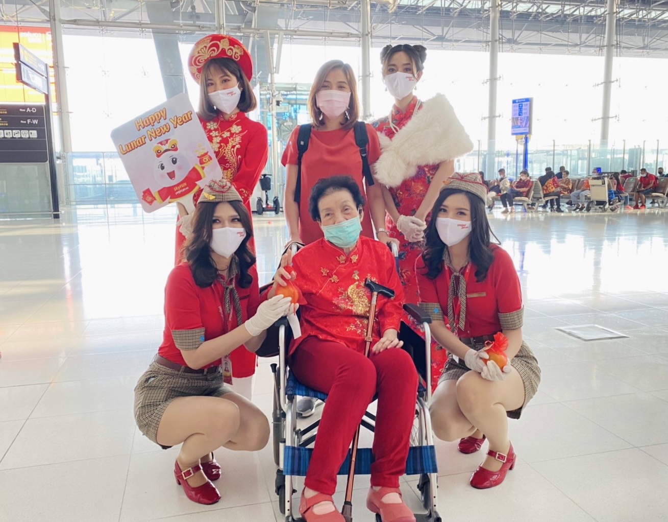 ไทยเวียตเจ็ทแจกส้มมงคล สร้างสีสันต้อนรับการเดินทางช่วงตรุษจีน