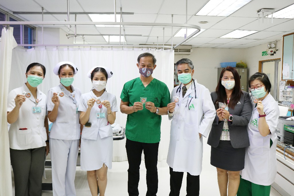 โรงพยาบาลลานนา รณรงค์ฉีดวัคซีนป้องกันโควิด-19 ให้บุคลากรทางการแพทย์ และเจ้าหน้าที่ 100 %