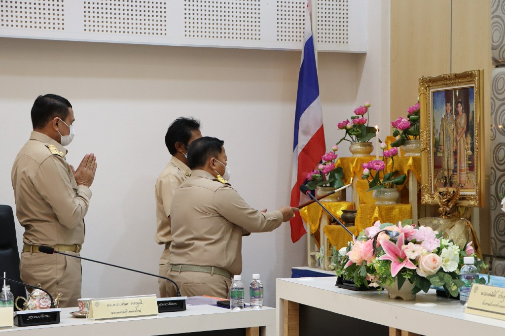การแถลงนโยบายต่อสภาเทศบาลนครหาดใหญ่ ของพล.ต.ท.สาคร ทองมุณี นายกเทศมนตรีฯ