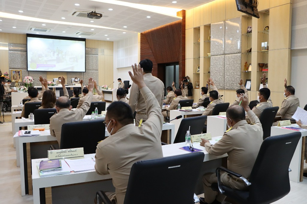 การแถลงนโยบายต่อสภาเทศบาลนครหาดใหญ่ ของพล.ต.ท.สาคร ทองมุณี นายกเทศมนตรีฯ