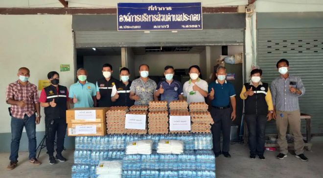 นิพนธ์ ส่งตัวแทนนำสิ่งของบริโภค เวชภัณฑ์ เยี่ยมพื้นที่ถูกล็อคดาวน์