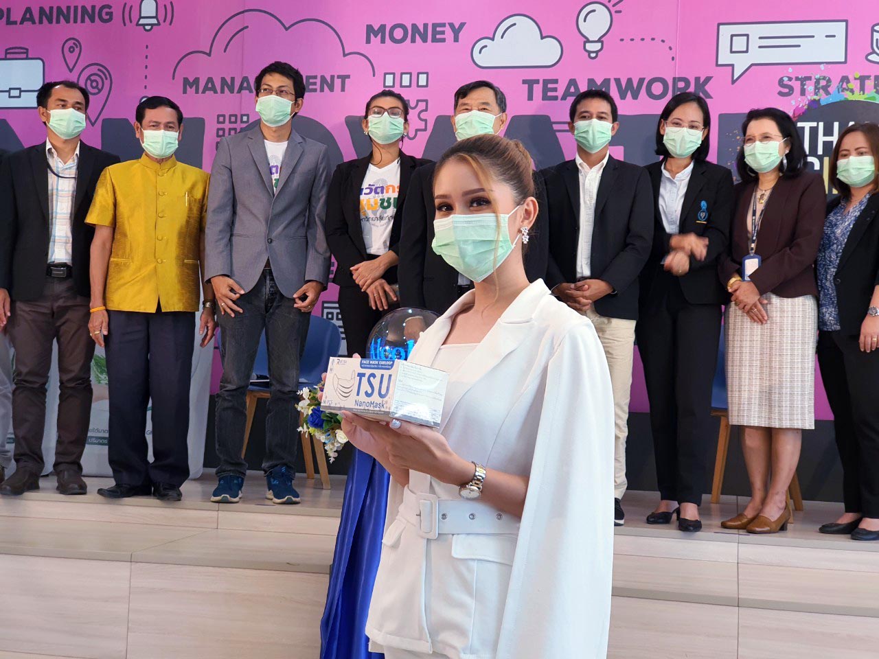 มหาวิทยาลัยทักษิณ เปิดตัวผลิตภัณฑ์ TSU NanoMask และ TSU Herbal Alcohol Spray