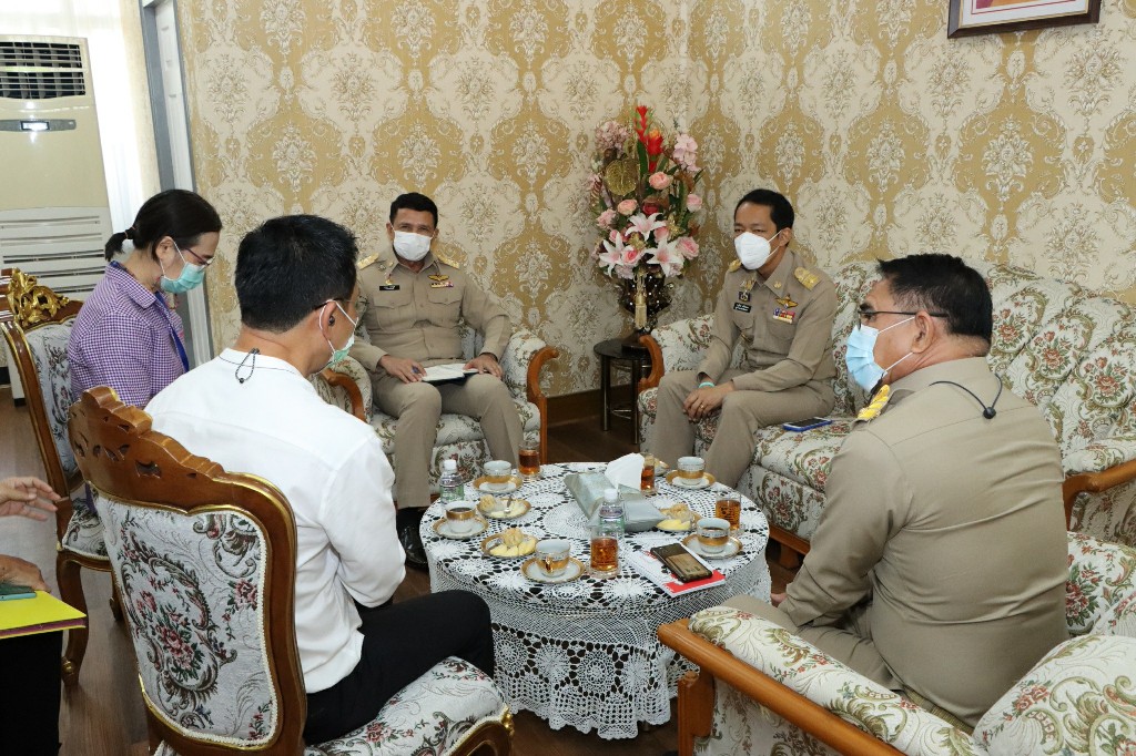 ผู้ว่าฯสงขลา ร่วม นายก อบจ.สงขลา และนายกฯหาดใหญ่ หารือจัดหาวัคซีน