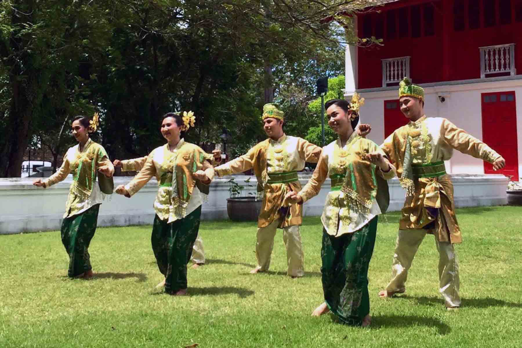 มรภ.สงขลา เป็นตัวแทนประเทศไทย โชว์การแสดงเทศกาลซาปินนานาชาติ