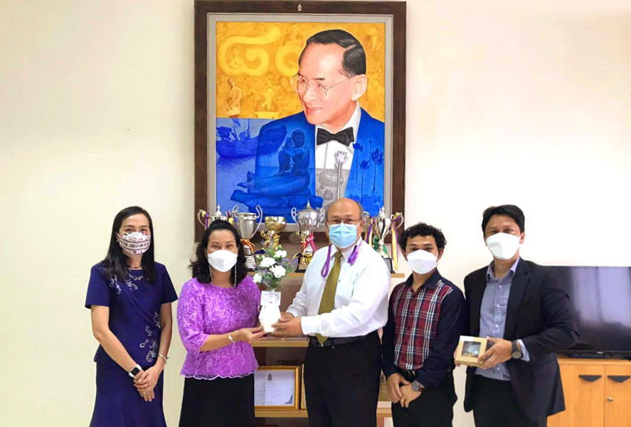 คณะศิลปกรรมศาสตร์ มรภ.สงขลา จับมือวัฒนธรรมจังหวัด ร่วมพัฒนาผลิตภัณฑ์ทางวัฒนธรรมสู่ตลาดสากล