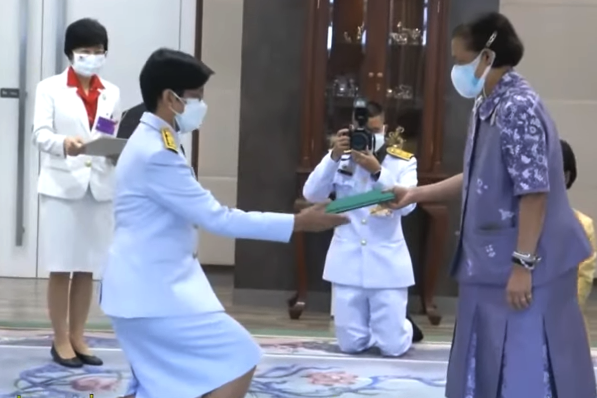 กรมสมเด็จพระเทพฯ พระราชทานรางวัลโครงการแบรนด์ พลังเลือดใหม่