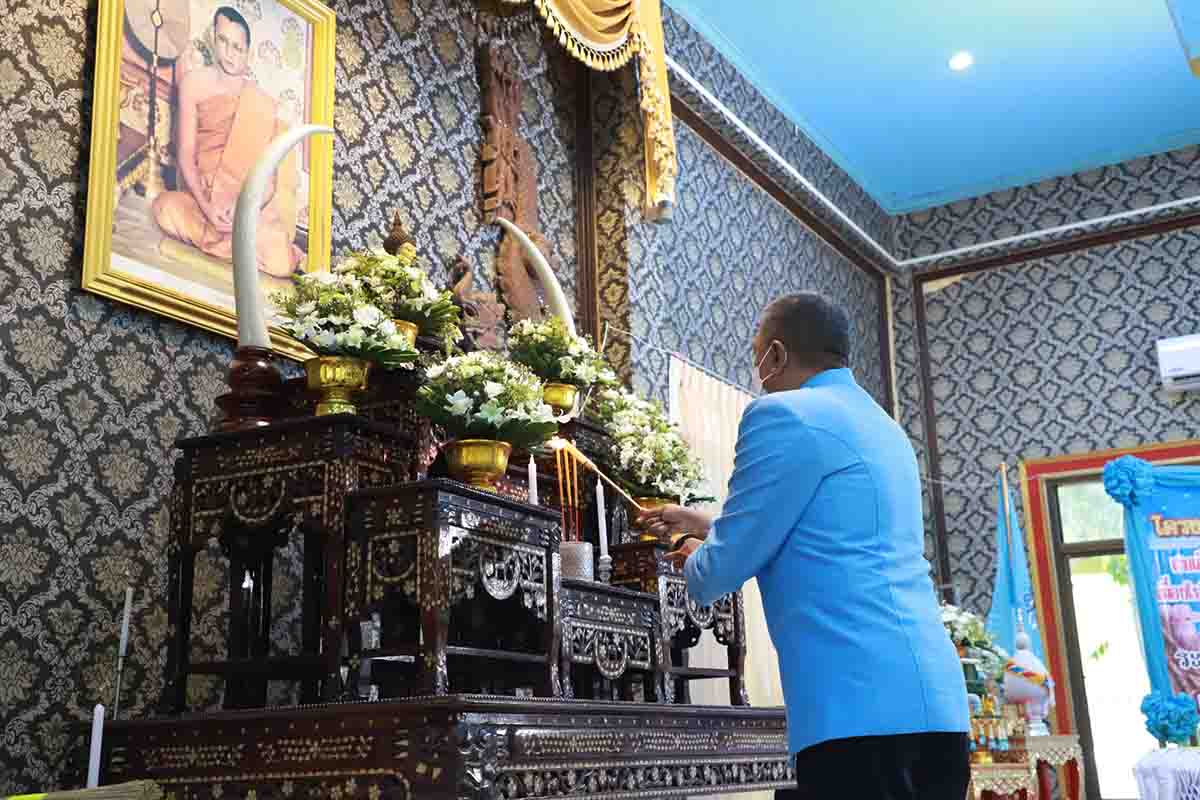 ผู้มีจิตศรัทธาจังหวัดสงขลา 12 คน ร่วมบรรพชาอุปสมบท เพื่อเฉลิมพระเกียรติ พระบรมราชชนนีพันปีหลวง