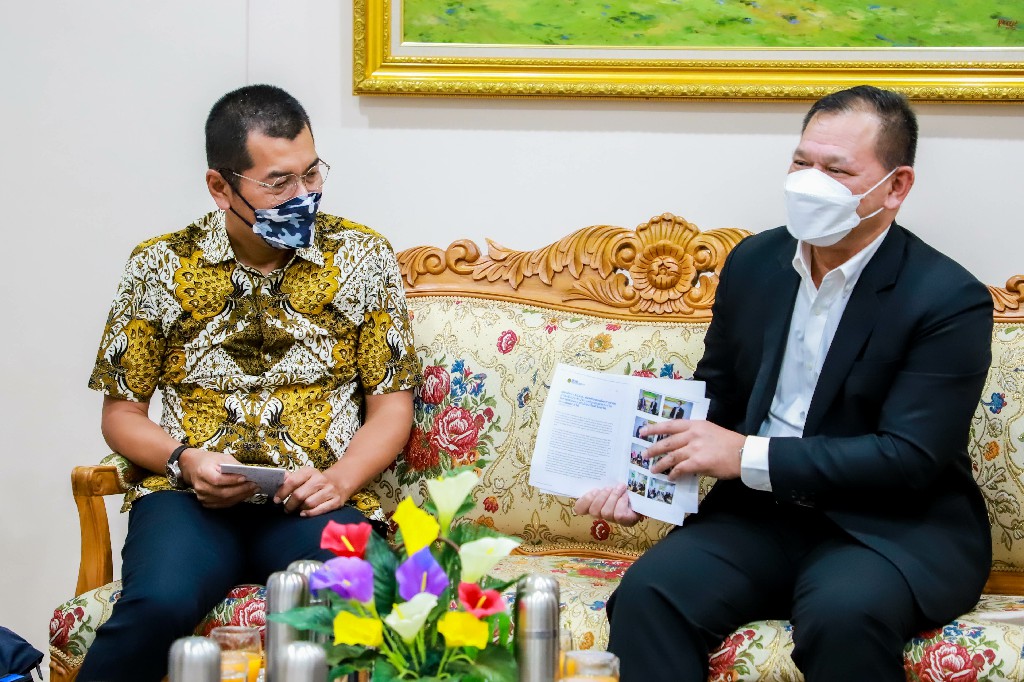 เลขาธิการ ศอ.บต. หารือที่ปรึกษารมต.คมนาคม มาเลเซีย เตรียมผลักดันสะพานคู่ขนาน ข้ามแม่น้ำโกลก (ไทย - มาเลเซีย) จ.นราธิวาส