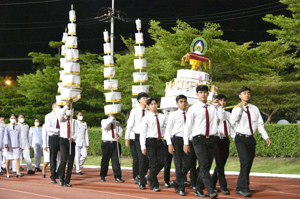 มรภ.สงขลา จัดพิธีอัญเชิญตราและมอบเข็มเครื่องหมายสัญลักษณ์ ปลูกฝังปณิธานแห่งราชภัฏ “คนของพระราชา ข้าของแผ่นดิน”