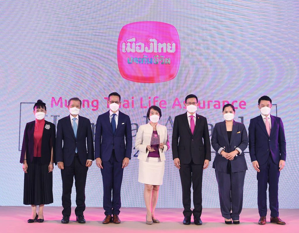 รพ. กรุงเทพ คว้า 3 รางวัลเกียรติยศสูงสุด ในงาน Muang Thai Life Assurance Hospital Awards 2021