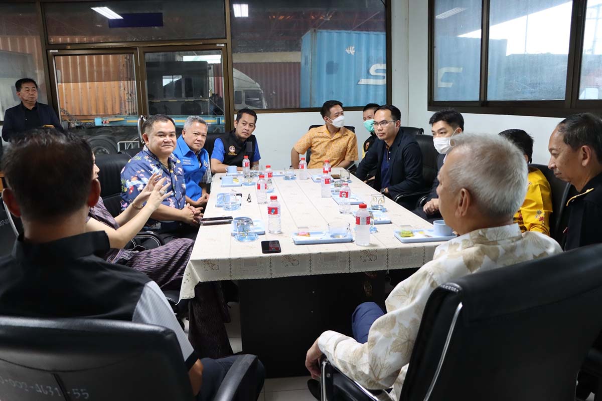 ต้อนรับ นักท่องเที่ยว “Amazing Thailand 10 Million Celebrations ”