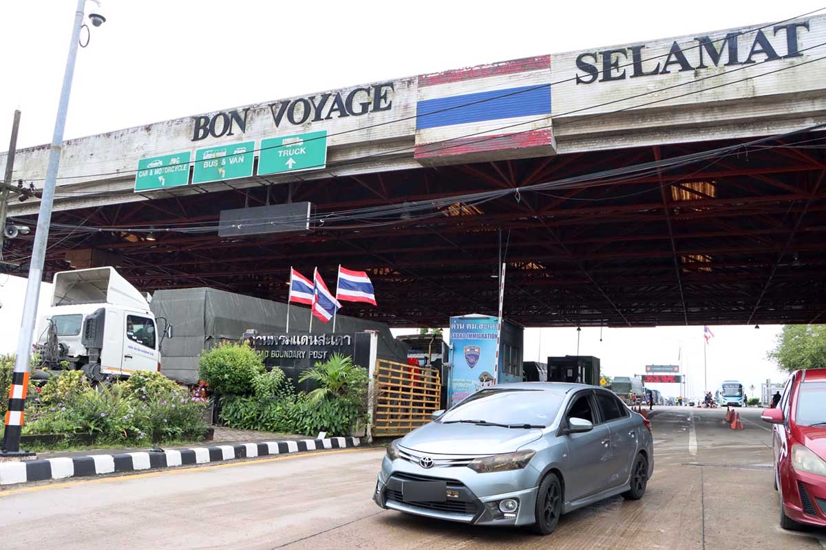 ต้อนรับ นักท่องเที่ยว “Amazing Thailand 10 Million Celebrations ”